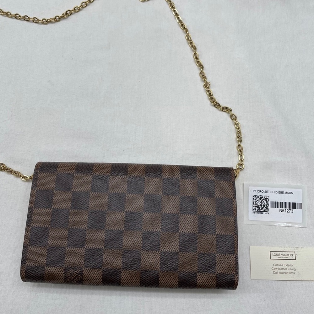 Louis Vuitton Croisette chain wallet - Picture 11 of 14